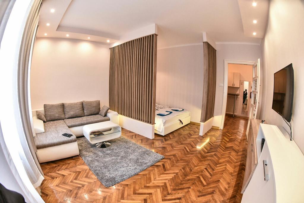 Bojan Central Apartment Novi Sad Exterior photo